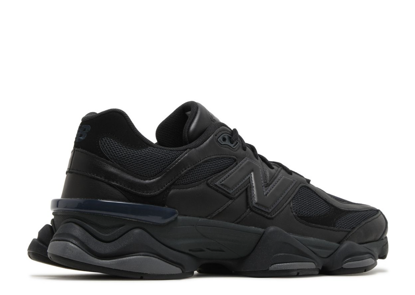 NB 9060 – Sneakers « Triple Black Leather »