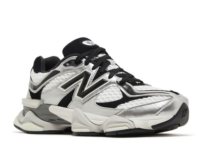 NB 9060 – Sneakers « Show Palace x 9060 Metallic »