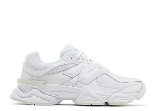 NB 9060 – Sneakers « Triple White »